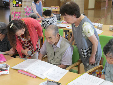 介護施設でのボランティア